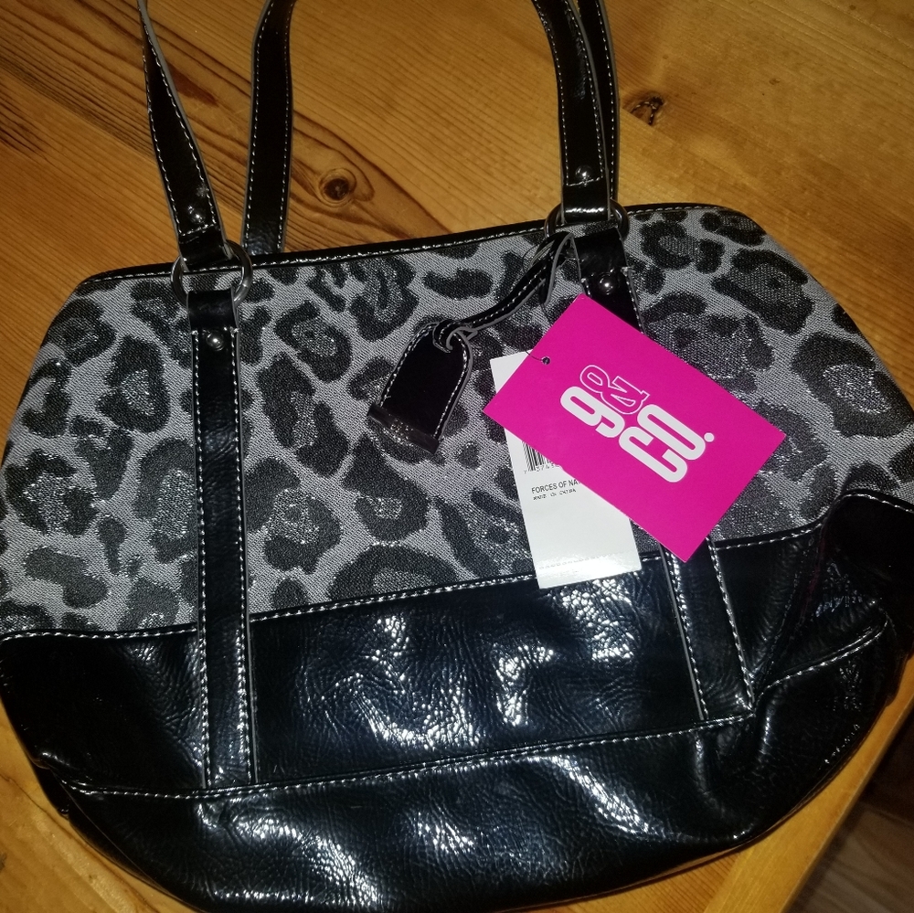 Leopard Handbag - Picture 2 of 2